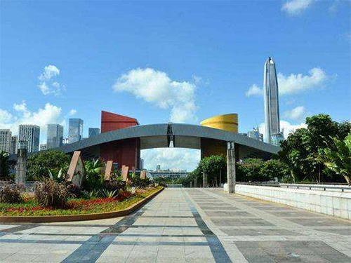 深圳寶安地鐵廣場(chǎng)